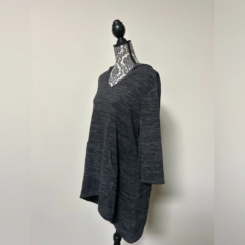 LOGO by Lori Goldstein Charcoal Knit Hooded Asymmetric Tunic Top L - Picture 2 of 6
